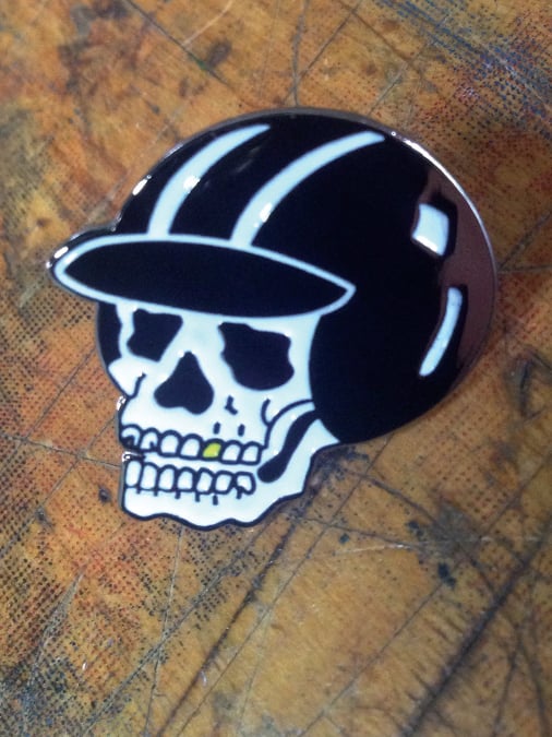 Image of Speed Skull Pin