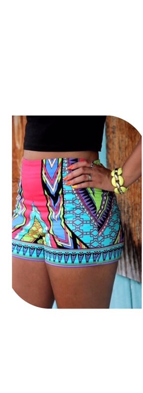 Image of Figure Color Shorts