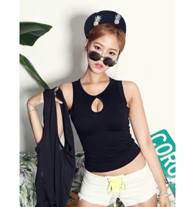 Image of Black Peek Crop Shirt