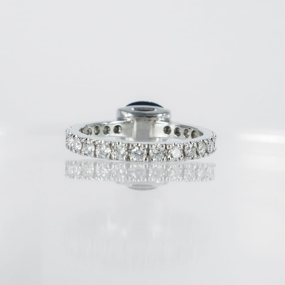 Image of PJ4879 18ct white gold and oval sapphire ring