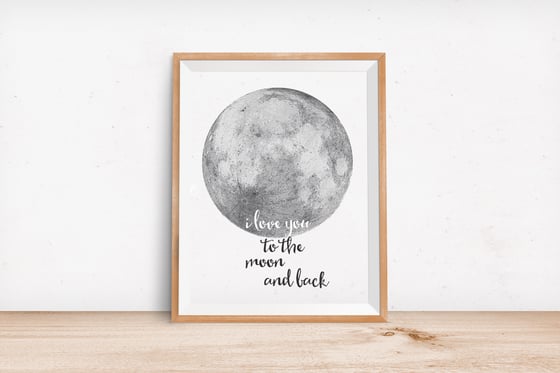 Image of Love you to the moon and back white