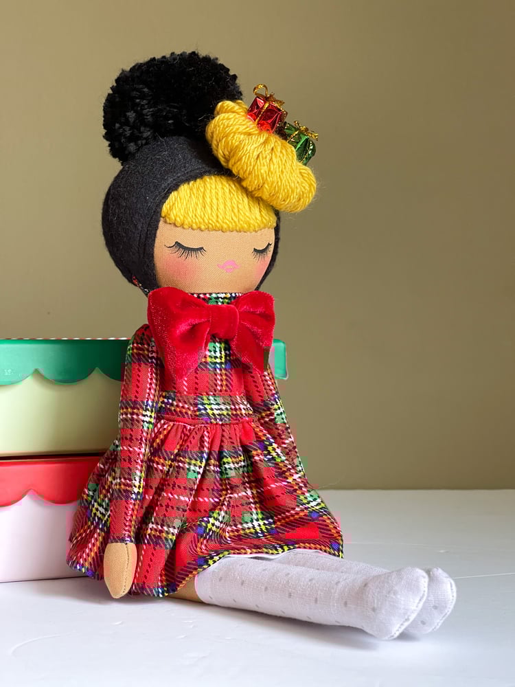Image of Classic Doll Noelle