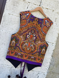 Image 11 of Chaleco feito a man. FOLIADA219. Talla S/M. En Stock!