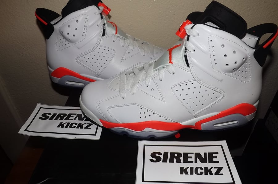 Image of Nike AIR Jordan 6 Retro - 384664 123 White Infrared 6s SIZE 9 