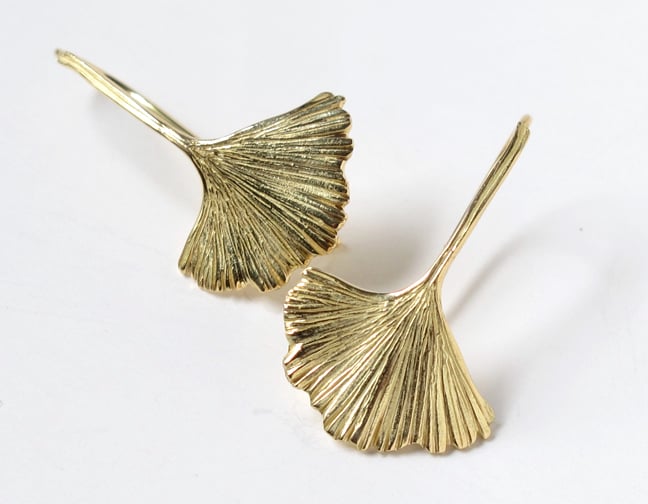 Image of Ginkgo Leaf Earrings 18k Gold
