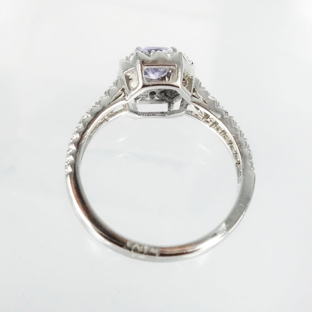 Image of PJ4683 Beautiful natural lilac sapphire