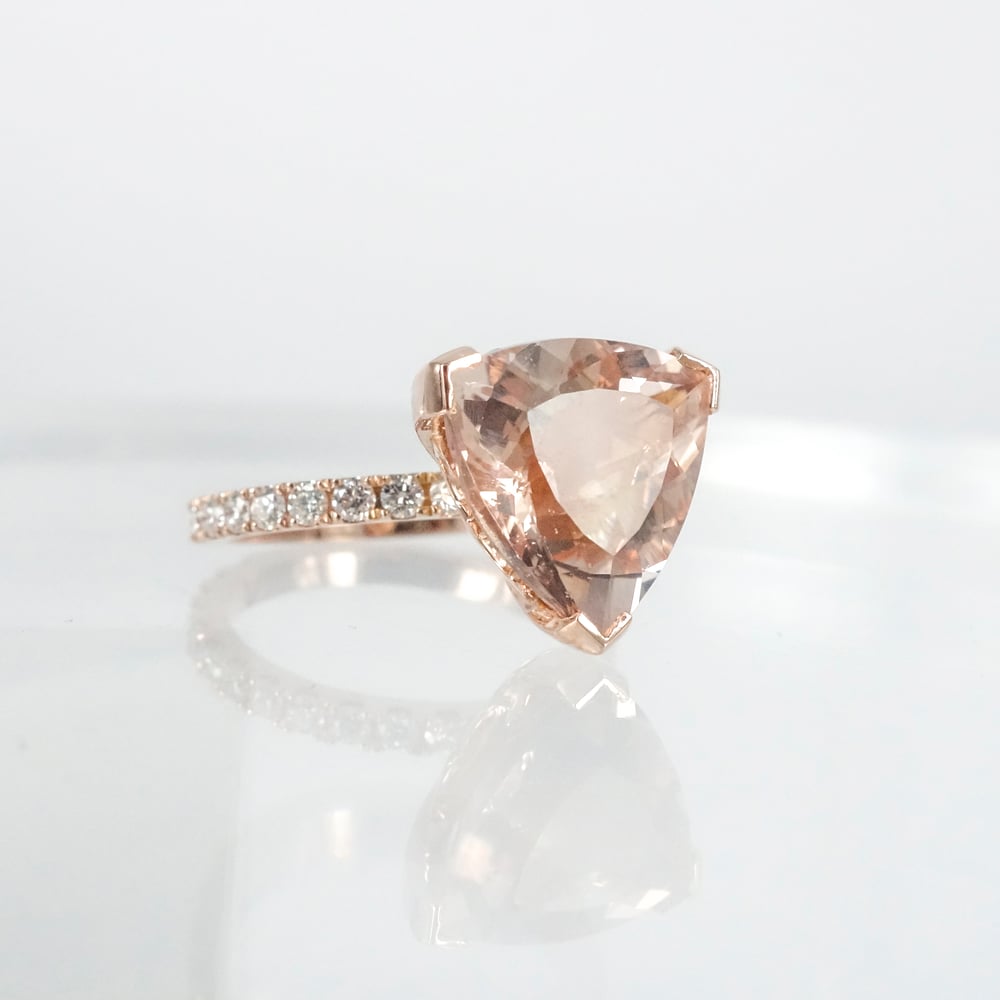 Image of 18ct rose gold Morganite engagement ring