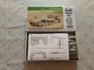 Image of 1/35 35200 Russian Artillery Tractor T20 Early special edition