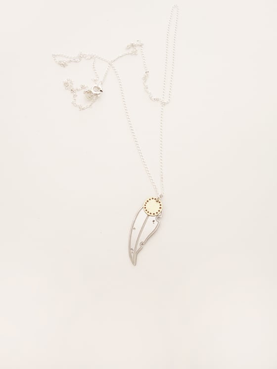 Image of LEAF NECKLACE: GUM DOT BLOSSOM (STAINLESS STEEL)