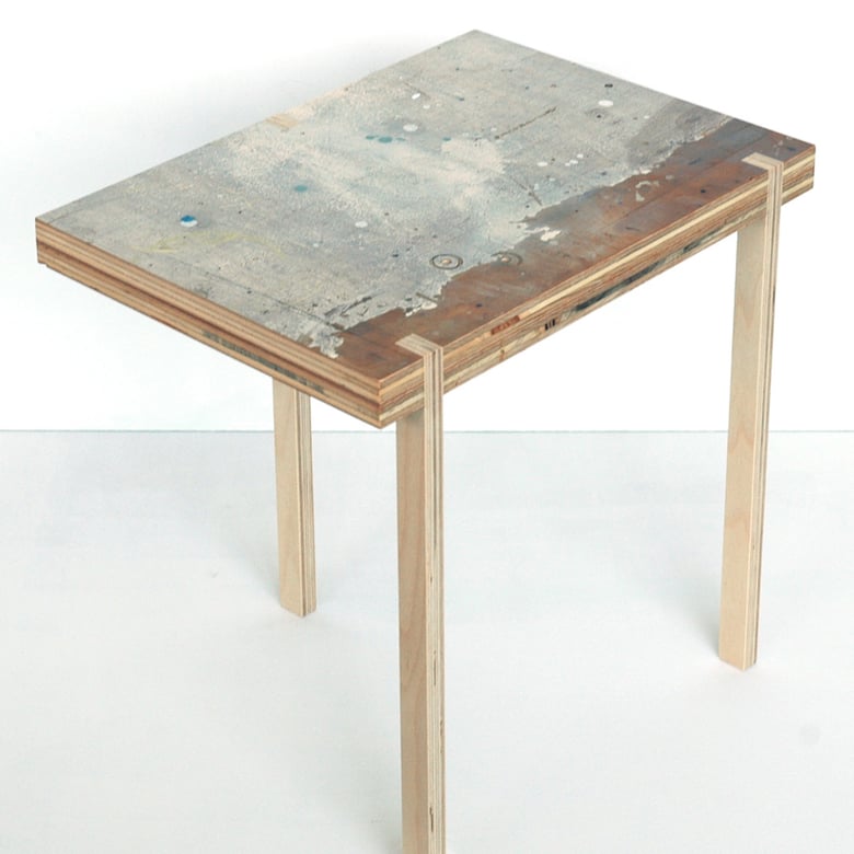 Image of rectangular table #009 (three legged)