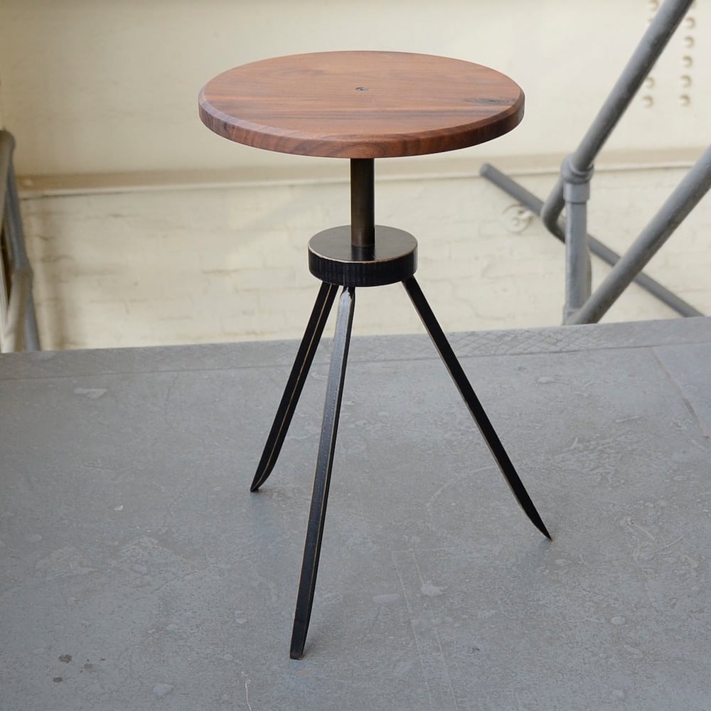 Image of tripod side table #0053