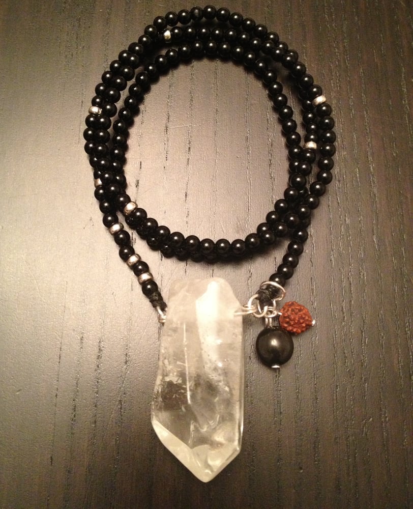 Image of Lean Classic Infinity Necklace Onyx