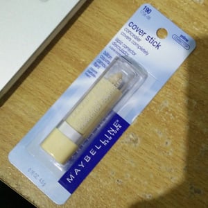 Image of Maybelline cover stick in yellow