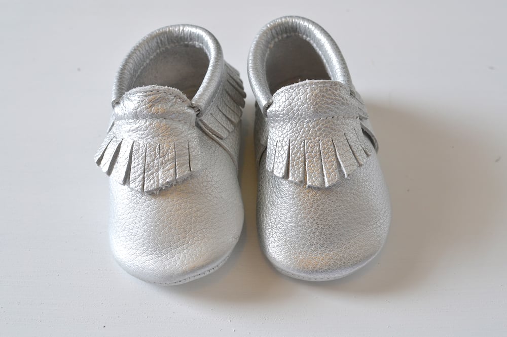 Image of Metallic Silver - Genuine Leather Moccasins