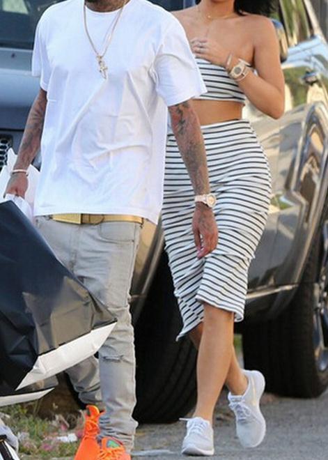 Image of TWO-PIECE STRIPE DRESS OF SPLIT LONG SKIRT THAT WIPE A BOSOM DRESS