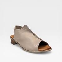 Image 3 of ROAMERS MABEL SILVER GREY