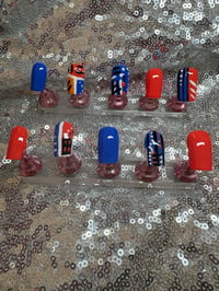 Image 3 of  Set of 10 gel press on nails size medium as shown in photo