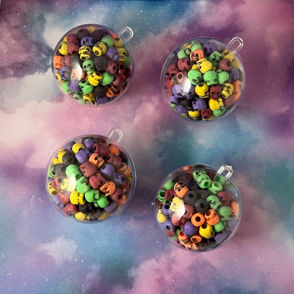 Image of Skull Confetti Surprise Ball