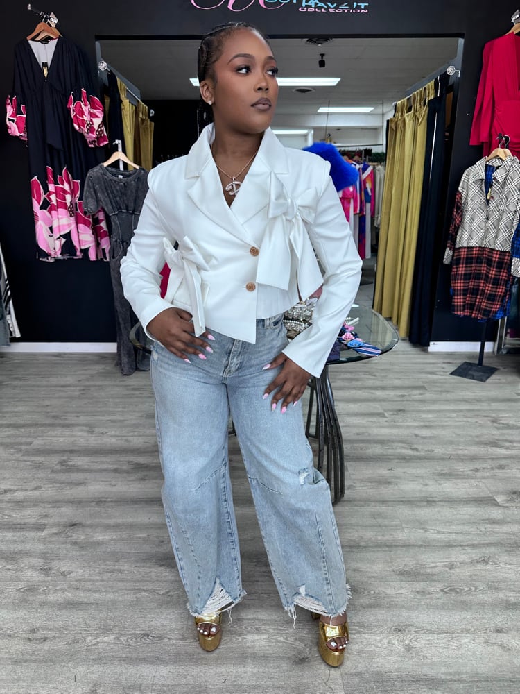 Image of THE BOW BLAZER