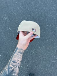 Image 5 of RED BRIM MULTI TONE TAN SEATTLE MARINERS CUSTOM FITTED CAP