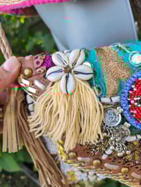 Image 8 of Chilean Bag -Cream fringes and strap
