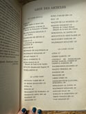 Deux dictionnaires Khazar, exemplaires masculin et féminin, très dur à trouver! 