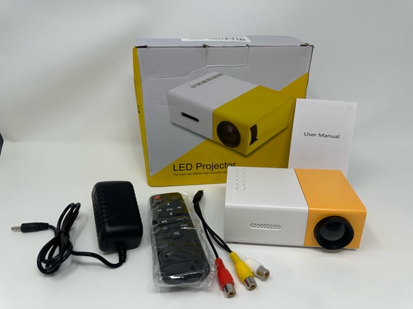 Image of LED Mini Projector Multimedia - NOT BLUETOOTH - Free Shipping