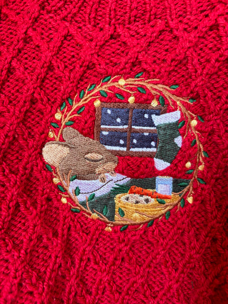 Image of PRE LOVED HAND KNIT red