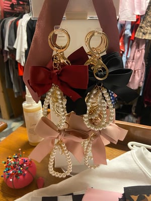 Image of Bow Key Chain 