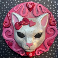 Round Sculpture: Hello Pink Cat