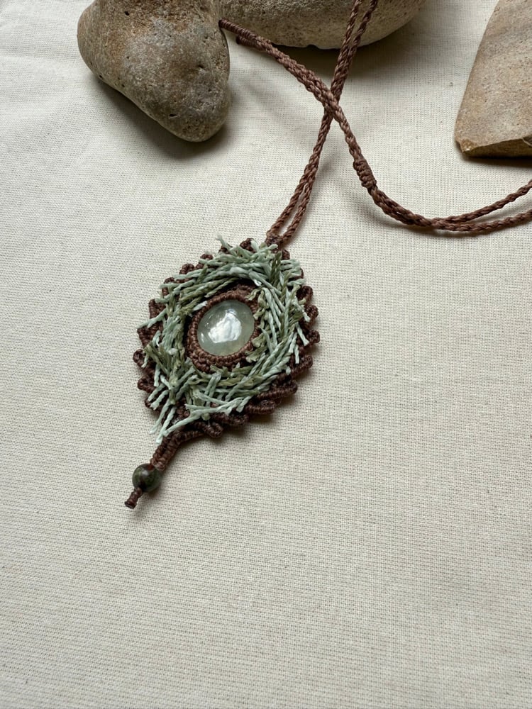 Image of macrame necklace with prehnite stone