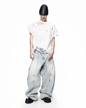 Image of LATUI ATELIER - Contie-Tiz T-Shirt