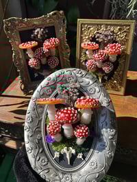 Image 2 of Amanita muscaria frame LED