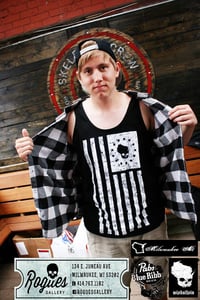 Image 3 of The Flag Tank