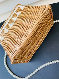 Image 3 of  Woven straw box purse with Pearl handles and fringe trim 