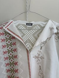 Image 4 of Daisy shirt 🌸 (one size)