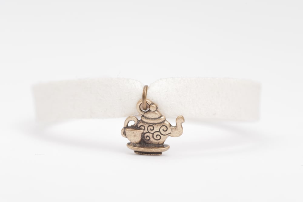 Image of Bracelet  Tea Pot