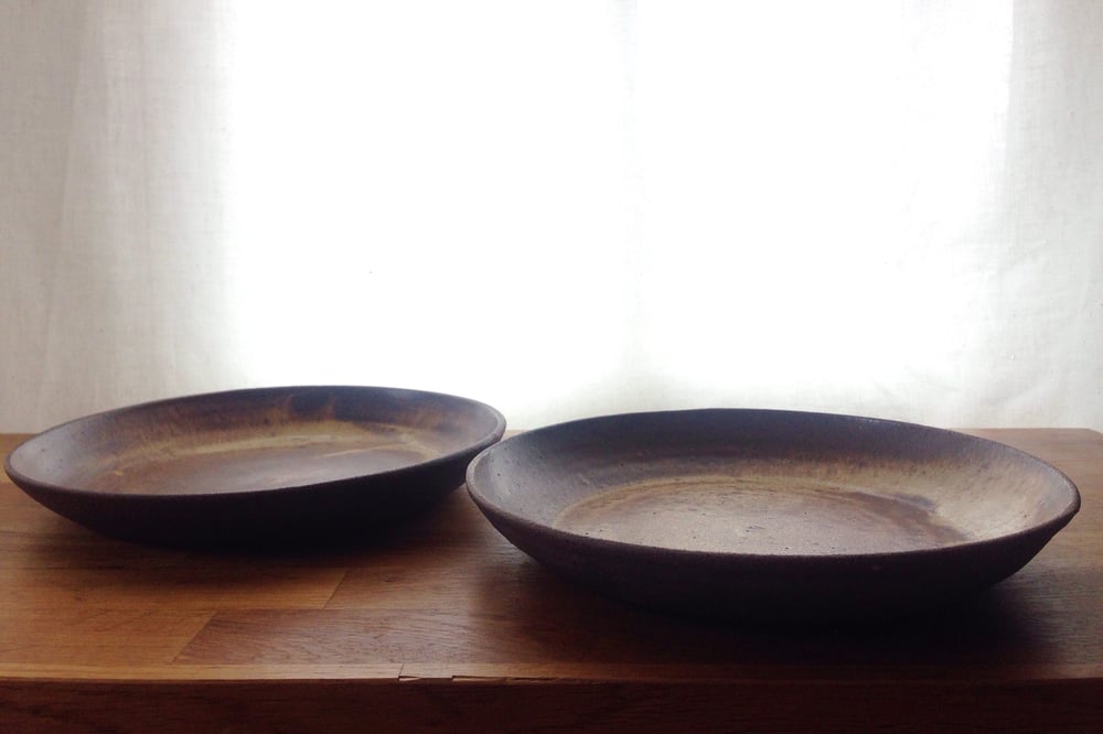 Image of Stoneware Plate Set - Butterscotch