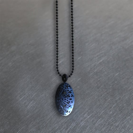 Image of 3D printed pendant Delft Blue 