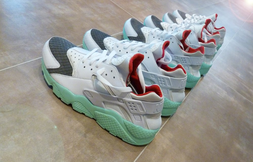 Image of Air Huarache x Yeezy Platinum 