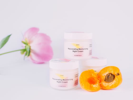 Image of Apricot Rose Rejuvenating Moisturizing Cream