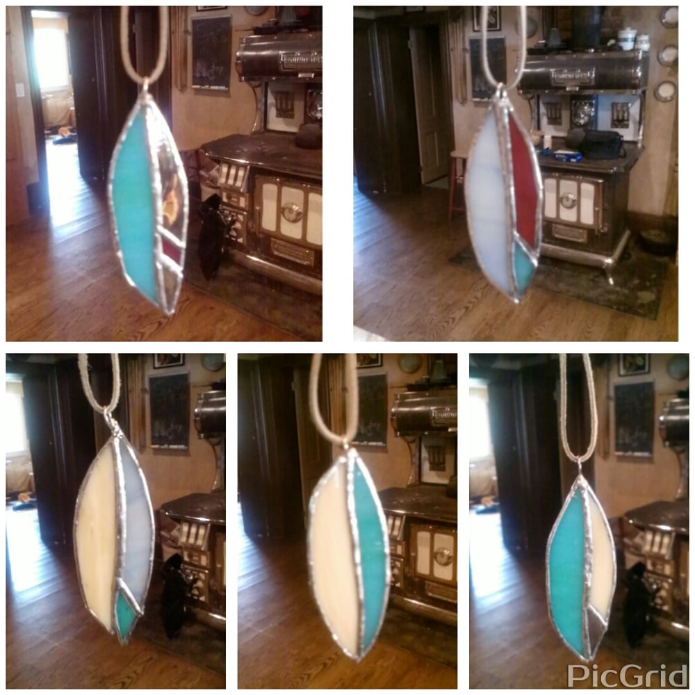 Image of Bohemian Feather pendant-wearable glass