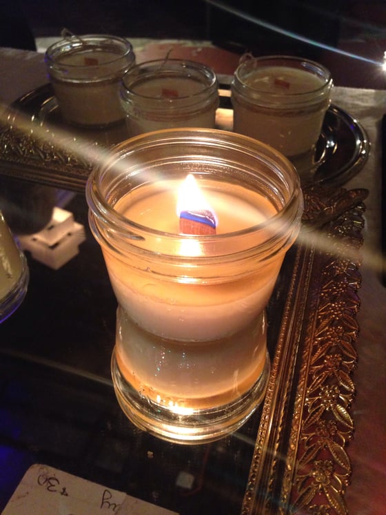 Image of Medium Wooden Wick Soy Candle 4.5oz