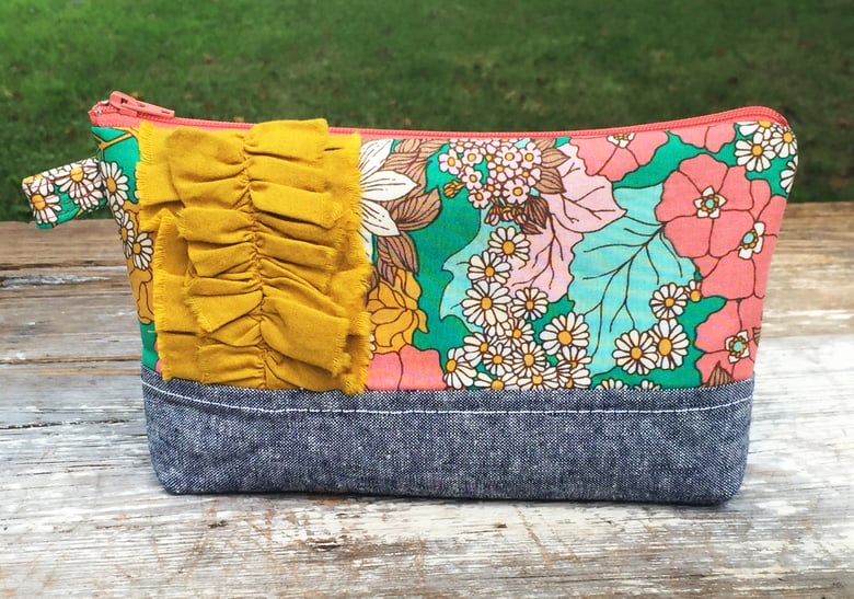 Image of Floral Ruffled Cosmetic Bag/Zipper Pouch (Coral Zipper)