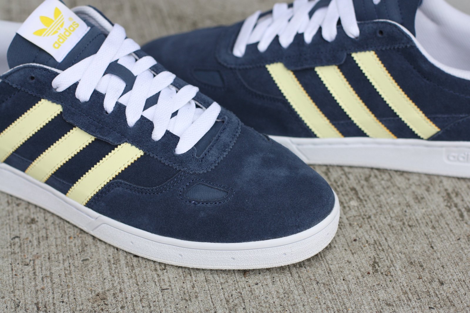 adidas track pants modells