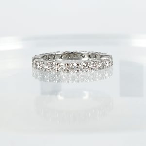 Image of PJ5129 Full circle diamond ring