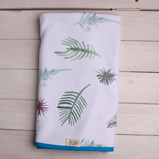 Image of • TOALLA DE PLAYA LEAVES AZUL •