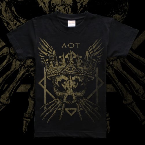 Image of Gold crowned king T-shirt