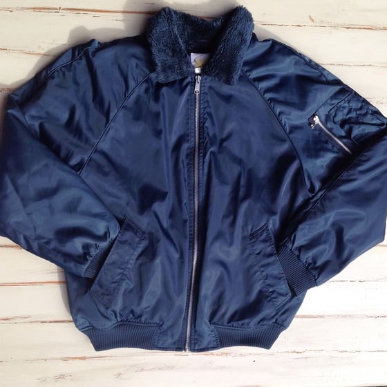 Image of MENS | Navy blue bomber jacket | Optional zip-out hood