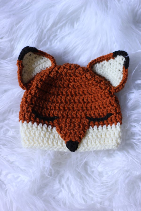 Image of Sleepy Fox